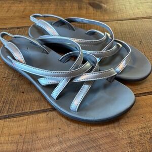 OluKai Womens Kalapu Strappy Silver Metallic Summer Sandals Size 5